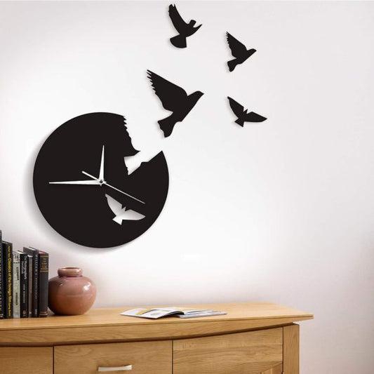 3D Wooden Bird Wall Clock with Flying Design