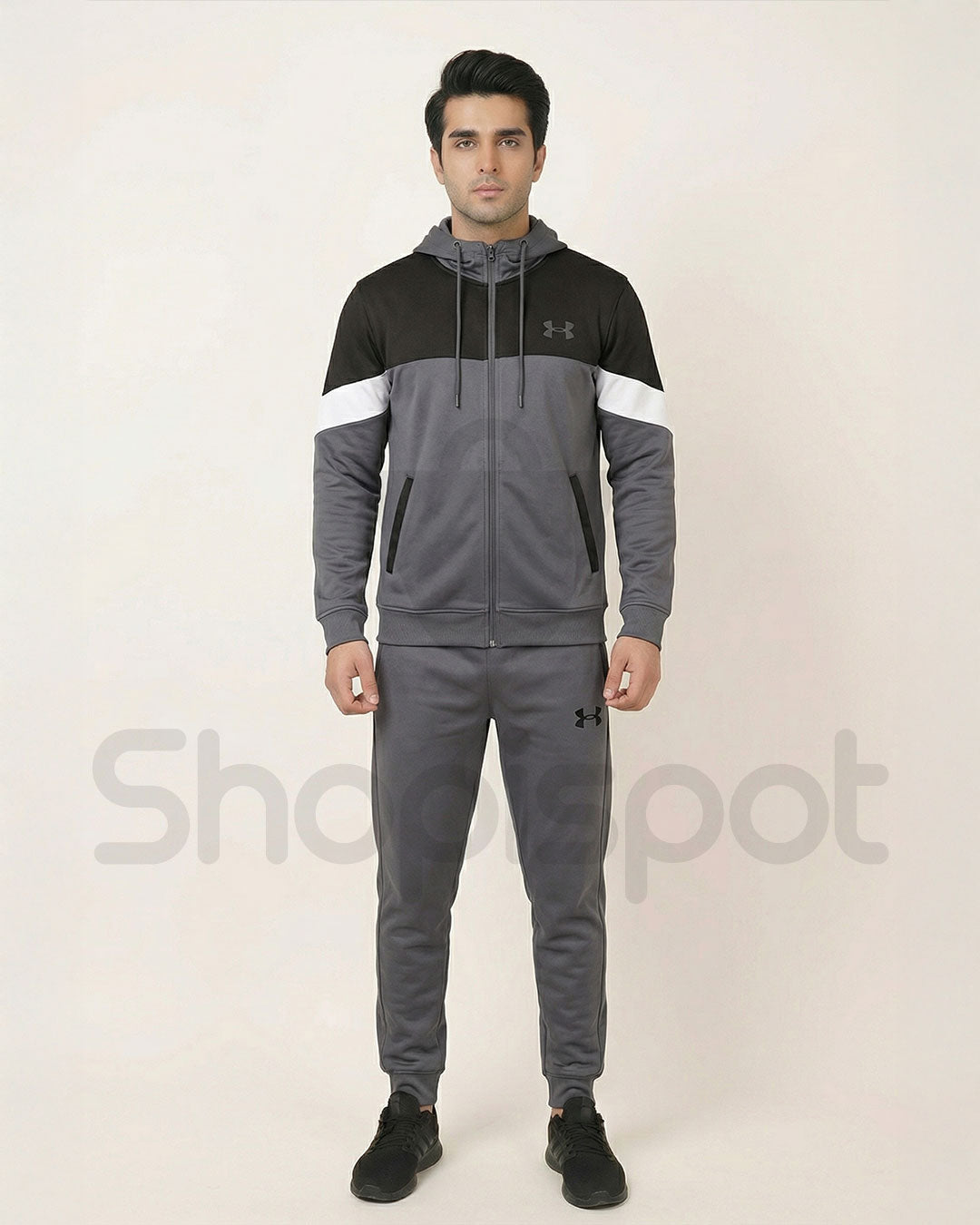 Gray tracksuit with brand logo